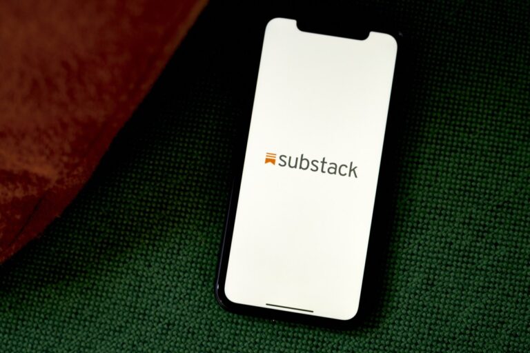 substack header