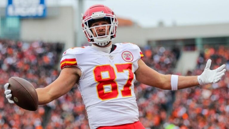 travis kelce chiefs usatsi