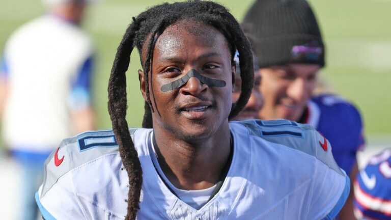 1729789815 getty deandre hopkins titans