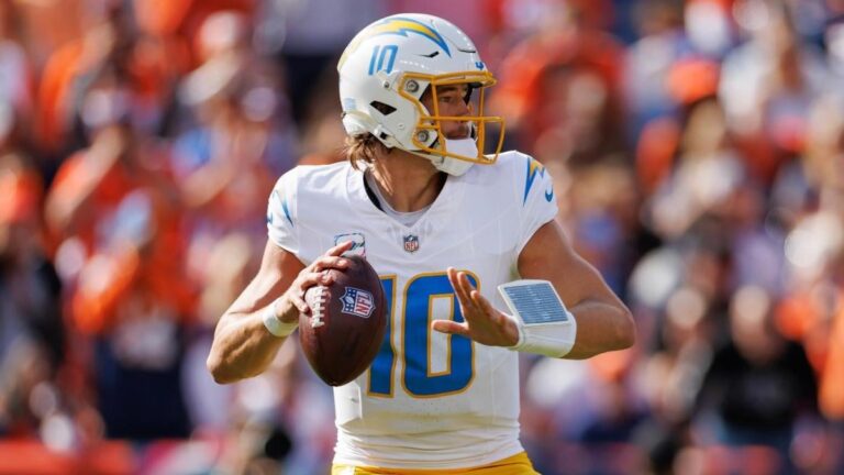 justin herbert los angeles chargers getty imagaes