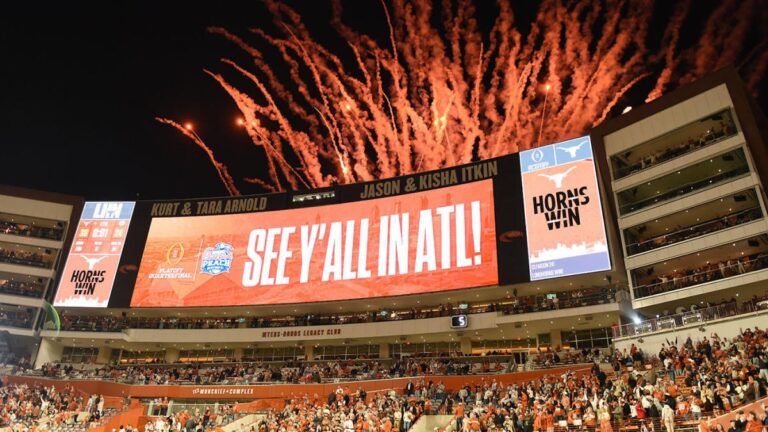 texas scoreboard getty